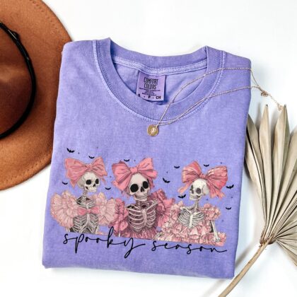 Spooky Season Skeleton Shirt: Retro Halloween Tee