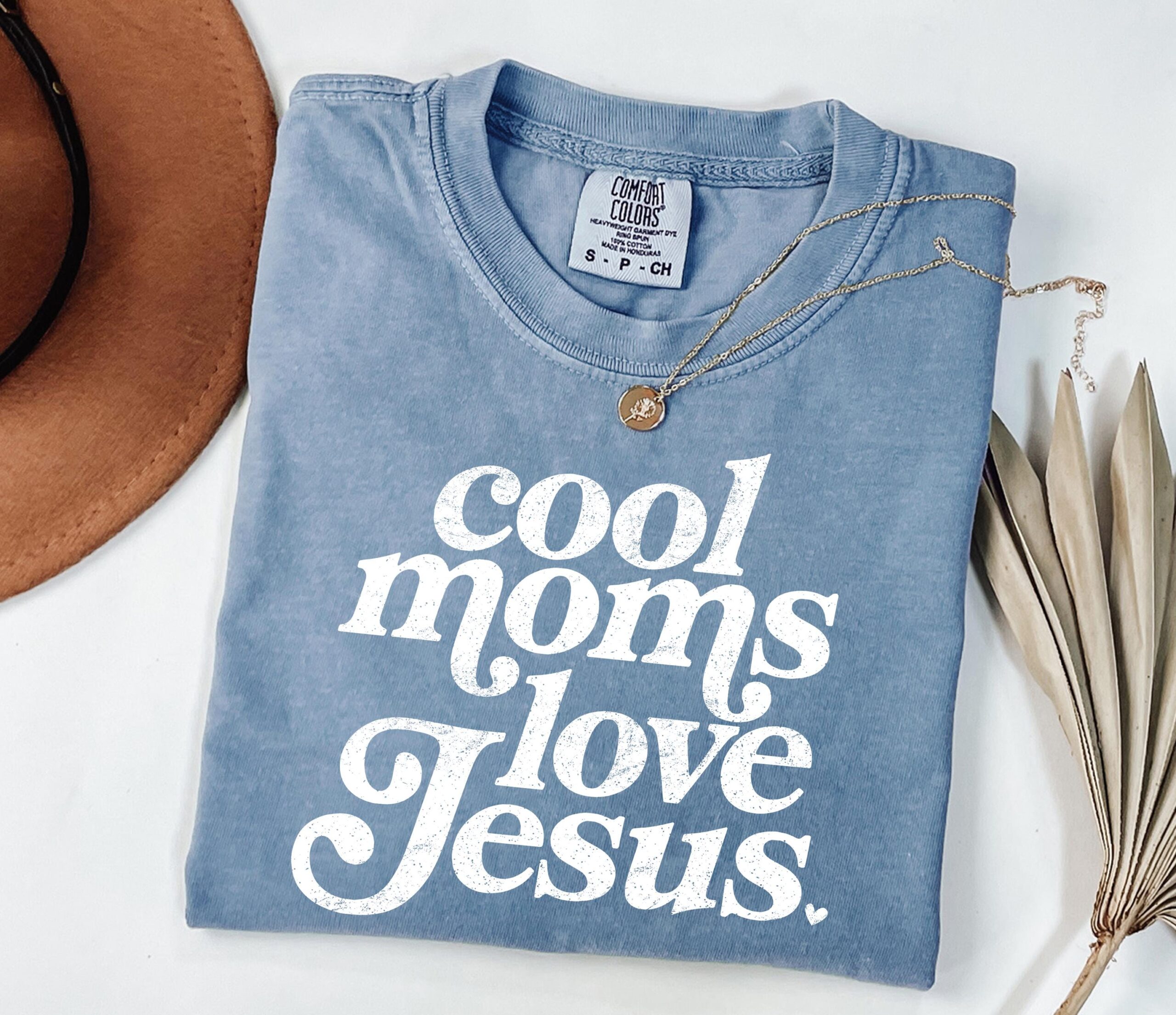 Cool Moms Love Jesus Shirt, Christian Mom Tee, Praying Mama Shirts, Faith Based Shirt - Image 5