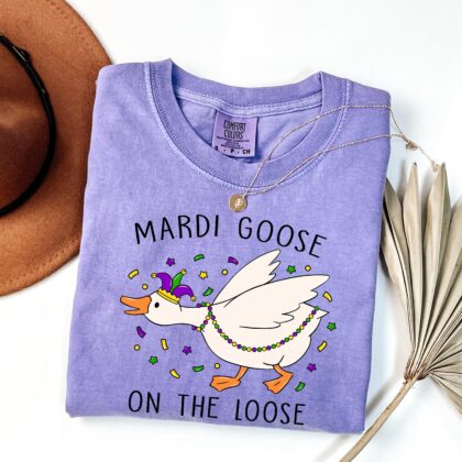 Funny Mardi Gras Shirt, Mardi Goose On The Loose Shirt, New Orleans Carnival Tee, Fat Tuesday Apparel