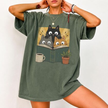 Book Lover Cat Shirt, Retro Curious Reading Cats Graphic Tee, Cozy Cottagecore Vintage Top, Reader Gift Tee