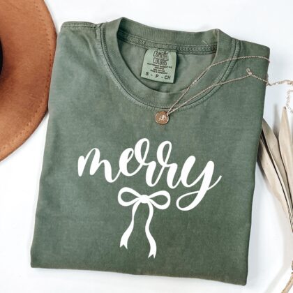 Merry Bow Christmas Tee, Festive Holiday T-Shirt, Christmas Gift, Merry Christmas Shirt